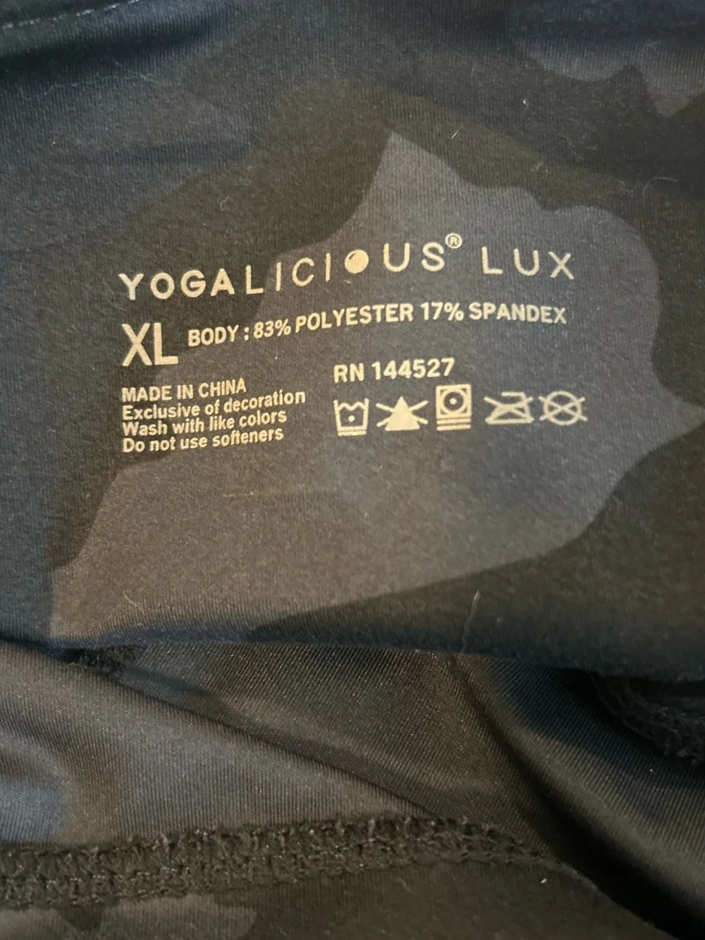 Yogalicious Black & Navy‎ Camo Leggings